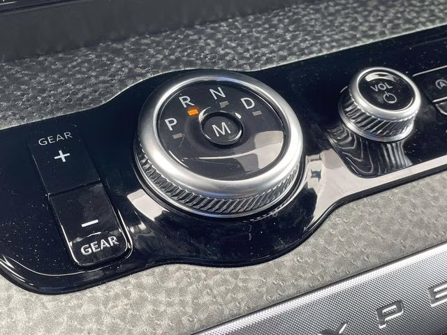 2025 Oxford White Ford Expedition Tremor 4X4 SUV