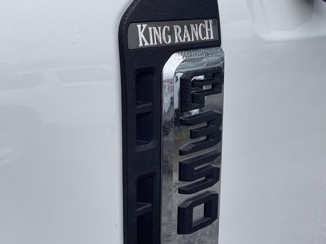 2026 White Metallic Ford Super Duty F-350 SRW King Ranch 4X4 Truck