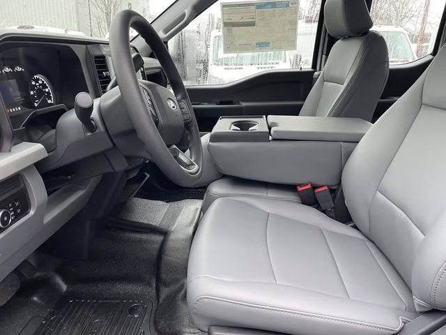 2026 Oxford White Ford Super Duty F-350 SRW XL 4X4 Truck