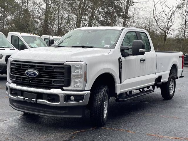 2026 Oxford White Ford Super Duty F-350 SRW XL 4X4 Truck