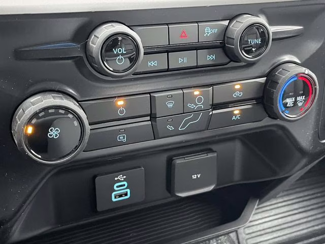 2026 Oxford White Ford Super Duty F-350 SRW XL 4X4 Truck