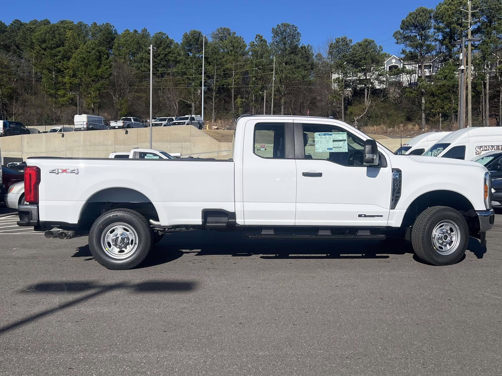 2026 Oxford White Ford Super Duty F-250 SRW XL 4X4 Truck