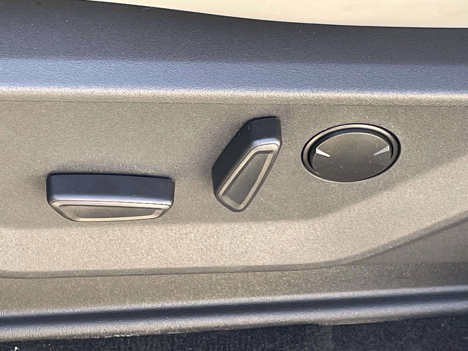 2026 White Metallic Ford Expedition Max Active RWD SUV