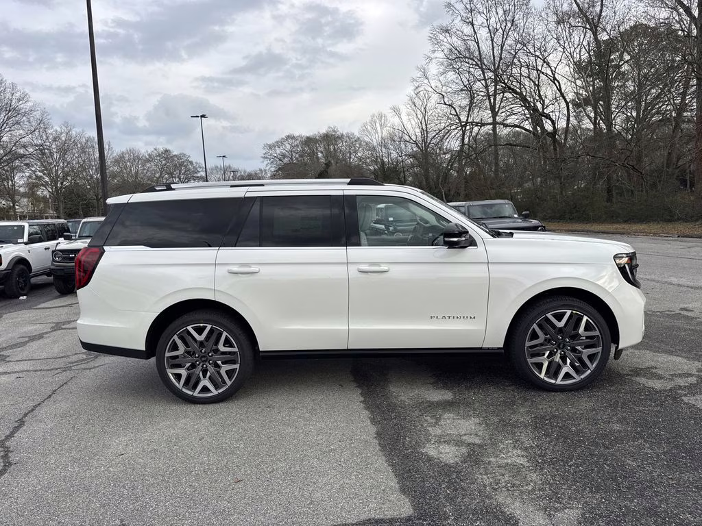 2026 White Metallic Ford Expedition Platinum 4X4 SUV