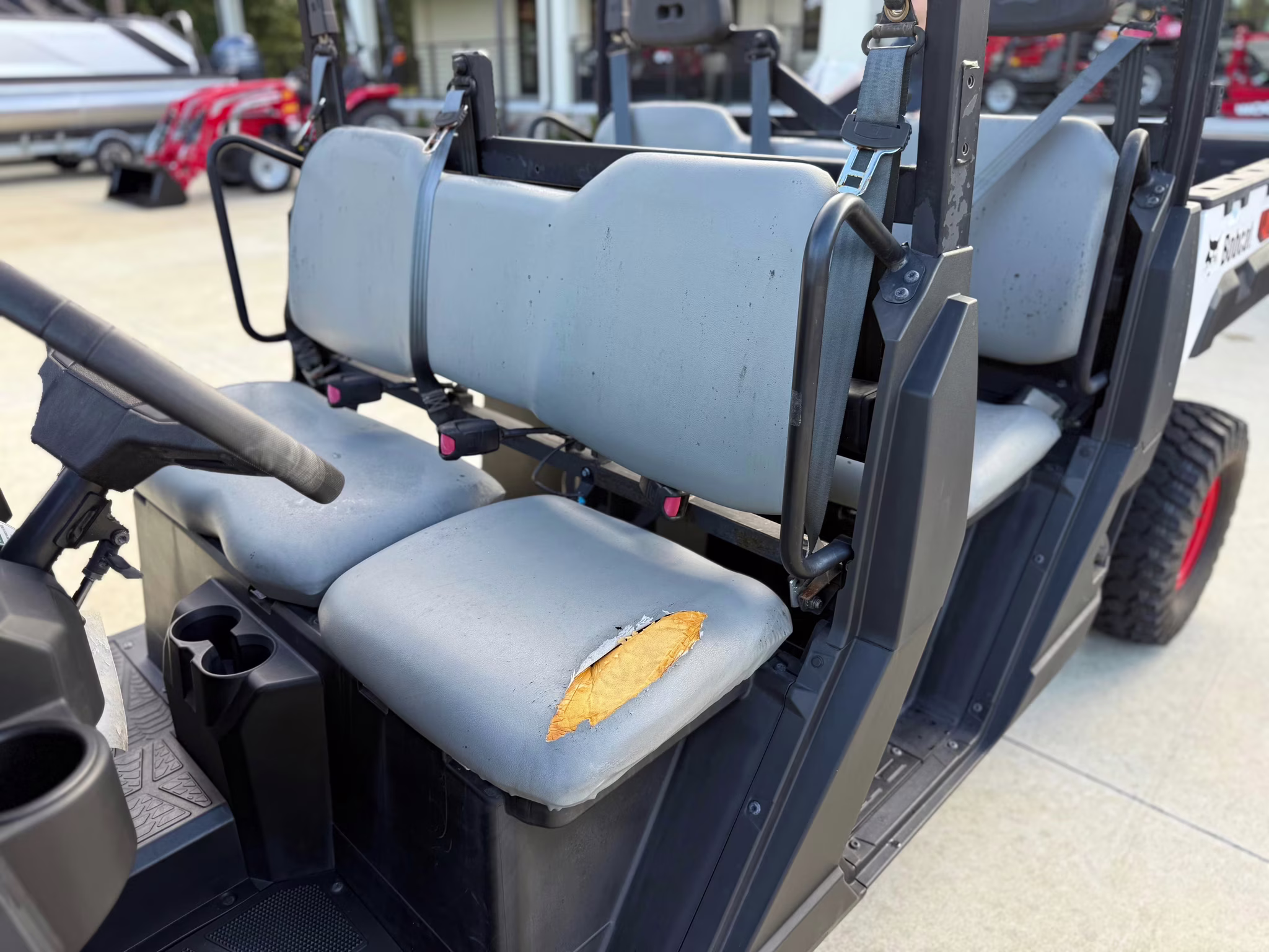 2024 WHI Bobcat UV34XL Gas UTV