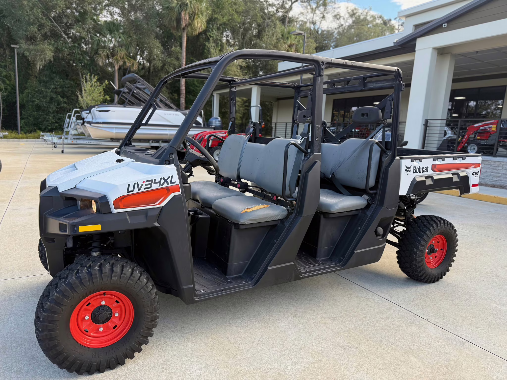 2024 WHI Bobcat UV34XL Gas UTV