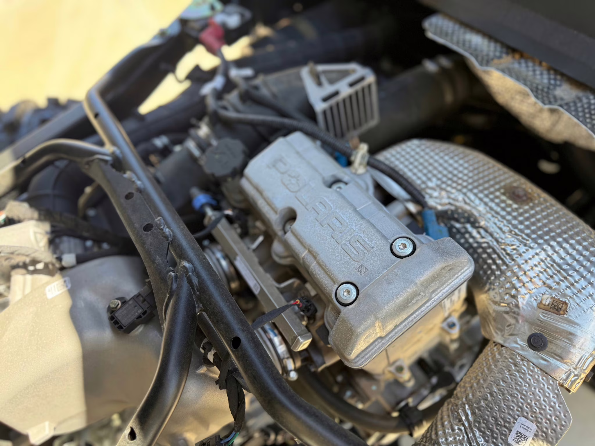 2024 WHI Bobcat UV34XL Gas UTV