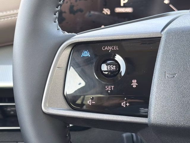 2026 Gun Metallic Nissan Murano Platinum AWD SUV