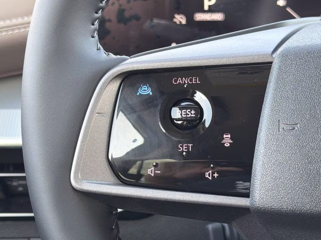 2026 Gun Metallic Nissan Murano Platinum AWD SUV