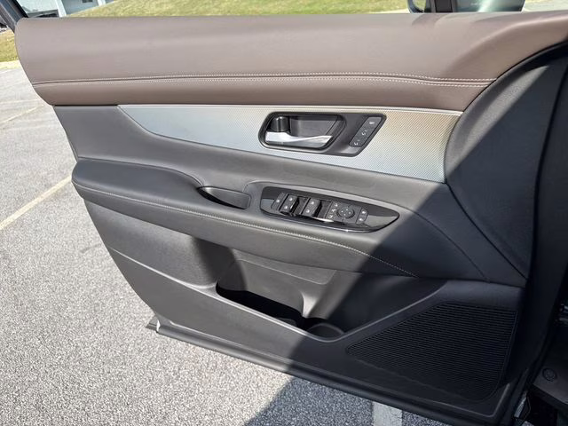 2026 Gun Metallic Nissan Murano Platinum AWD SUV