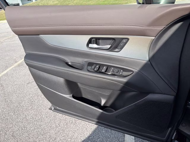 2026 Gun Metallic Nissan Murano Platinum AWD SUV