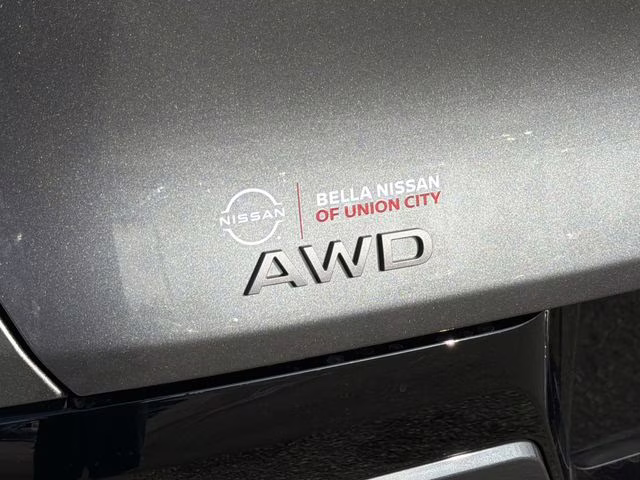 2026 Gun Metallic Nissan Murano Platinum AWD SUV