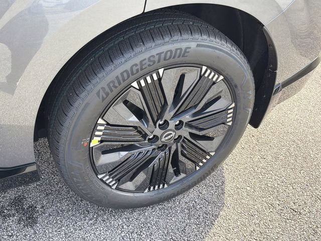 2026 Gun Metallic Nissan Murano Platinum AWD SUV