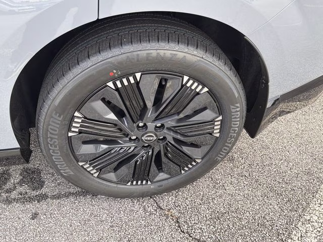 2026 Boulder Gray/Super Black Nissan Murano Platinum AWD SUV