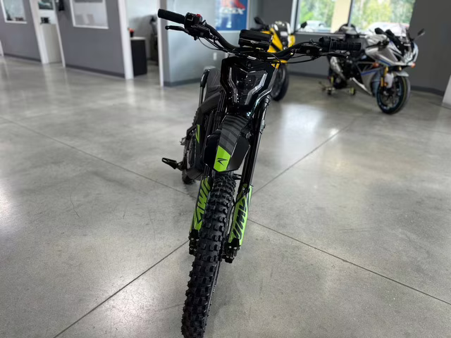 2025 - Rawrr Mantis X Motorcycle