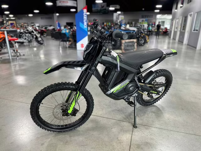 2025 - Rawrr Mantis X Motorcycle