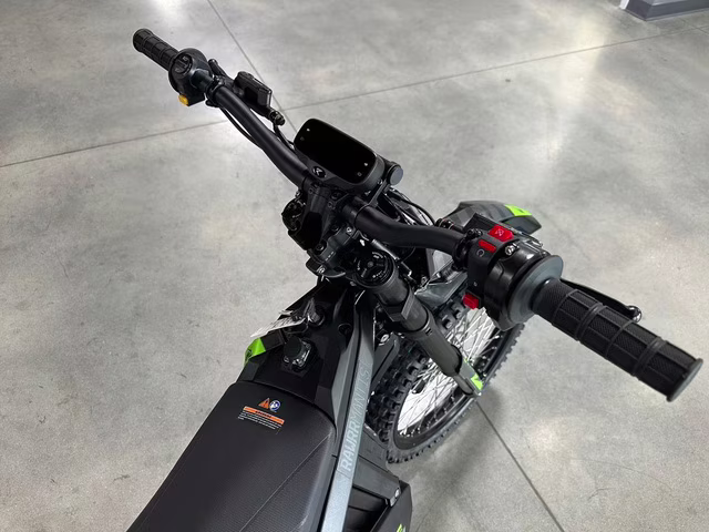 2025 - Rawrr Mantis X Motorcycle