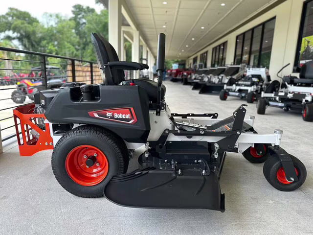 2024 Bobcat ZT2000 Series ZT2042 Lawn Mower
