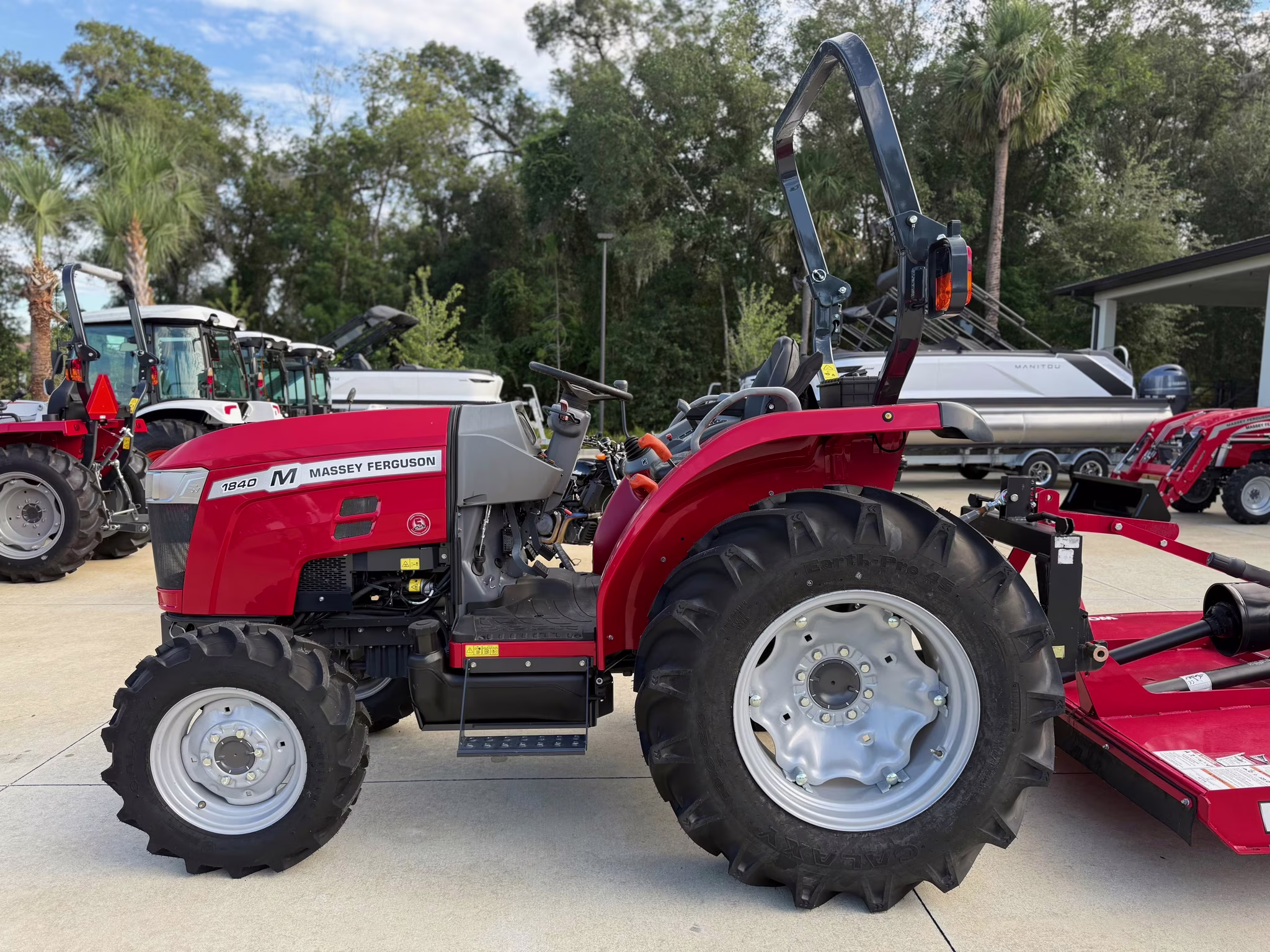 2024 - Massey Ferguson MF 1800 M Series MF 1840 M Ag Equipment