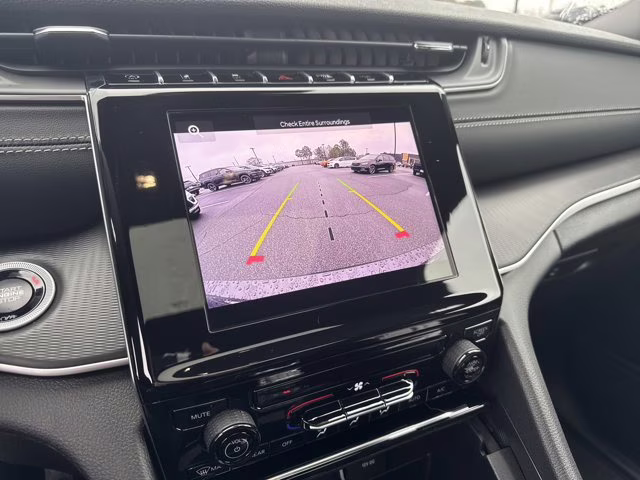 2025 Baltic Gray Metallic Clearcoat Jeep Grand Cherokee L Laredo X RWD SUV