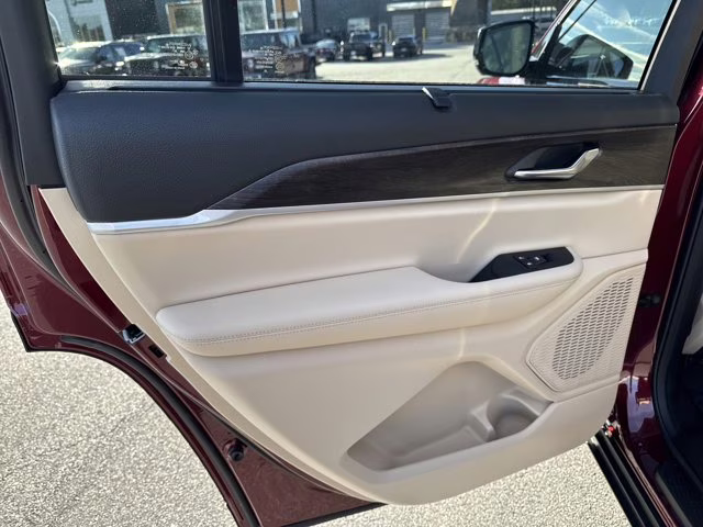 2025 Velvet Red Pearlcoat Jeep Grand Cherokee L Limited 4X4 SUV