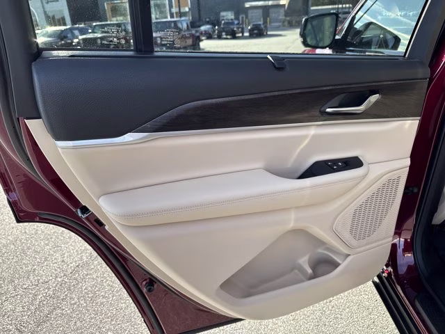 2025 Velvet Red Pearlcoat Jeep Grand Cherokee L Limited 4X4 SUV