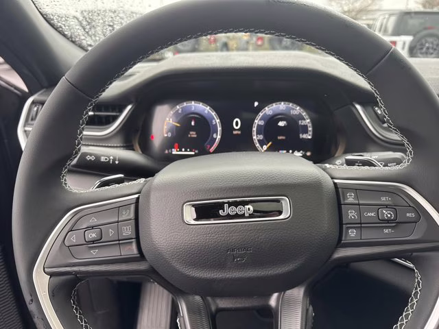 2025 Baltic Gray Metallic Clearcoat Jeep Grand Cherokee L Laredo X RWD SUV