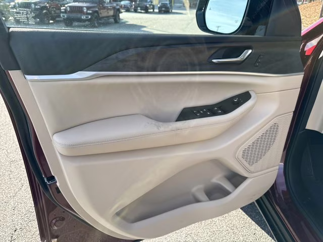 2025 Velvet Red Pearlcoat Jeep Grand Cherokee L Limited 4X4 SUV