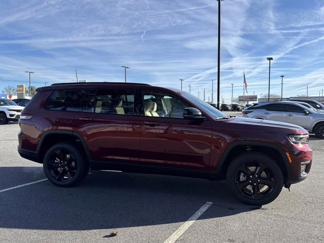 2025 Velvet Red Pearlcoat Jeep Grand Cherokee L Limited 4X4 SUV
