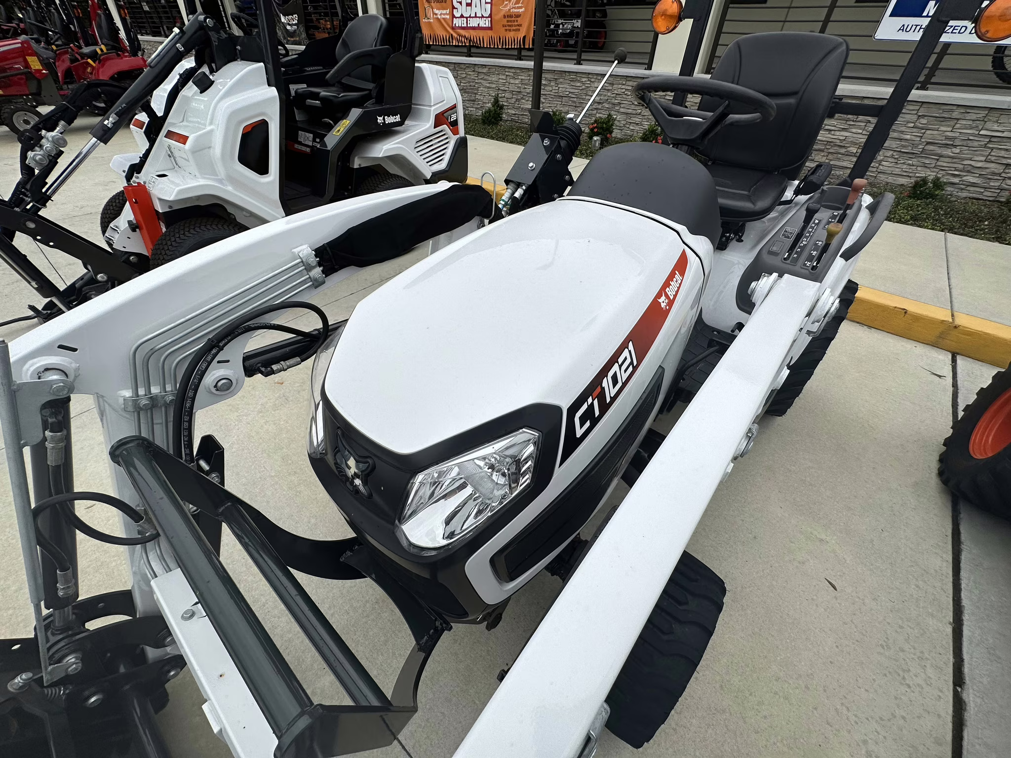 2024 - Bobcat CT1021 Ag Equipment