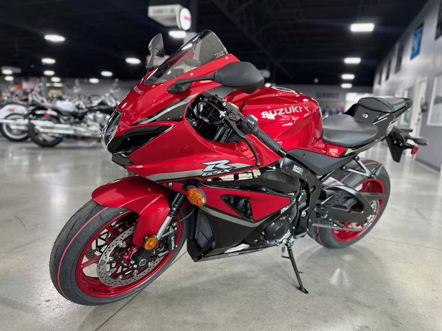 2025 - Suzuki GSX-R 1000 Motorcycle