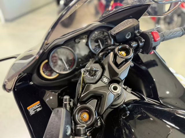 2025 BLK Suzuki Hayabusa Motorcycle