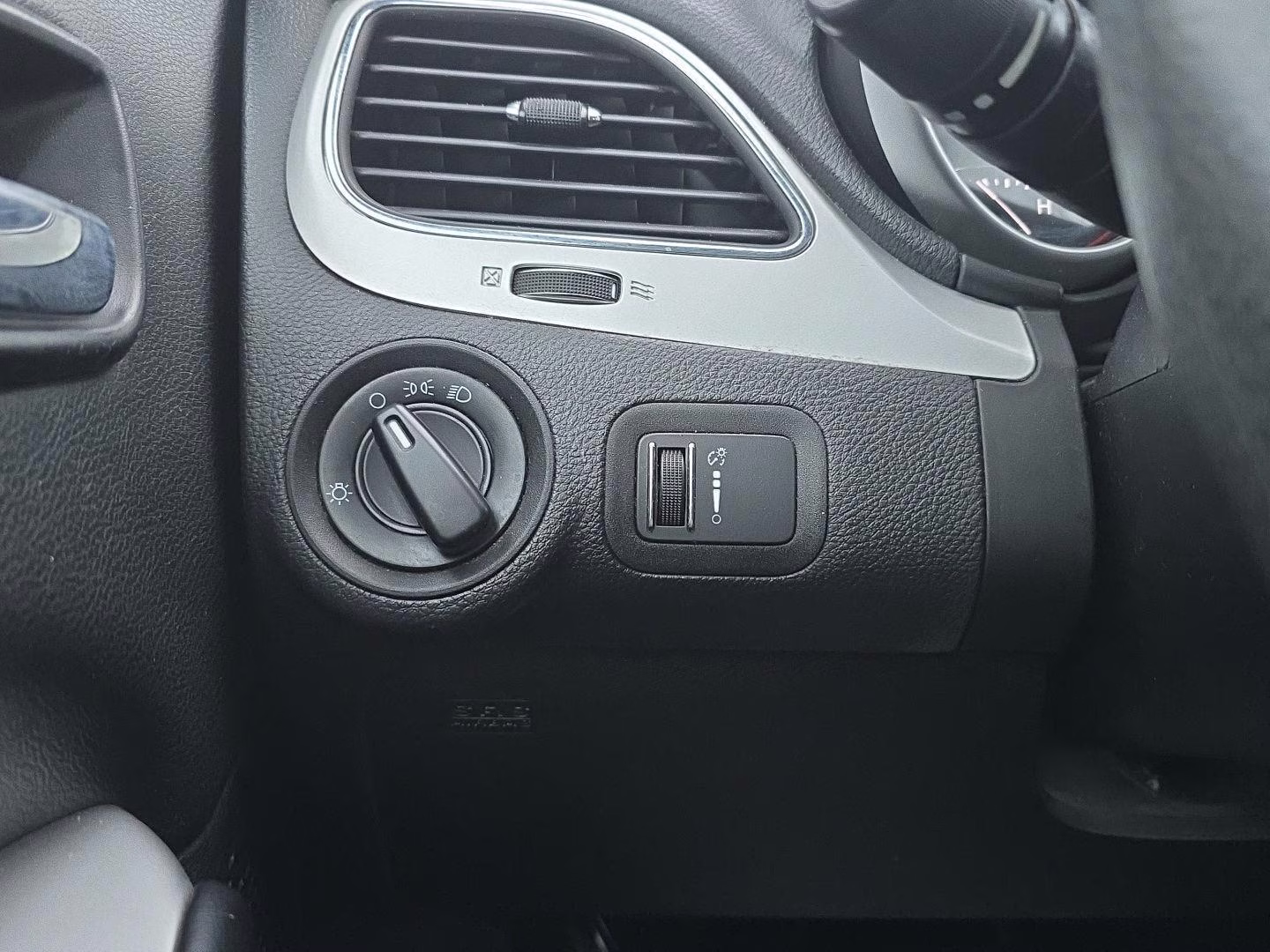 2015 Redline 2 Coat Pearl Dodge Journey American Value Pkg FWD SUV