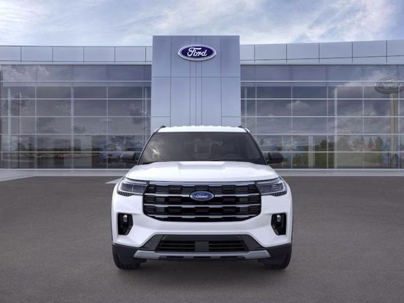 2026 Star White Metallic Tri-Coat Ford Explorer Active w/200A Pkg RWD SUV