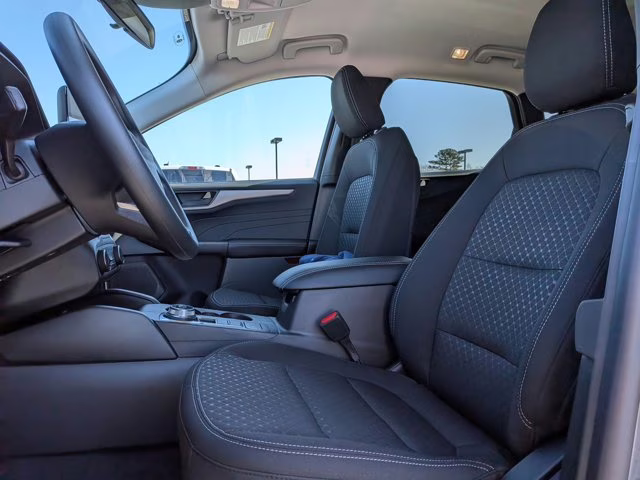 2026 Gray Metallic Ford Escape Active FWD SUV