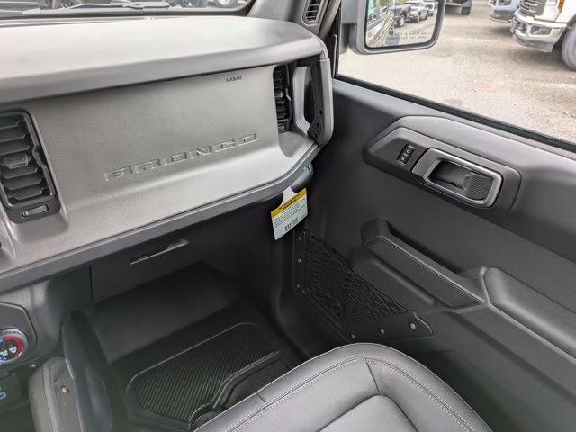 2025 Gray Ford Bronco Badlands 4X4 Convertible