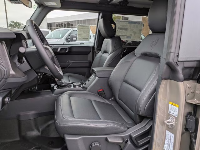 2025 Gray Ford Bronco Badlands 4X4 Convertible