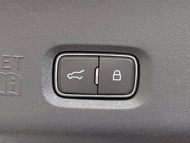 2026 White Metallic Ford Expedition Max Platinum 4X4 SUV