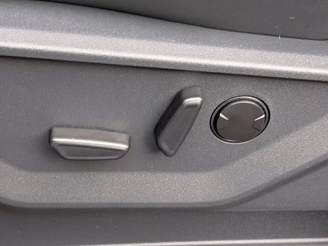 2026 White Metallic Ford Expedition Max Platinum 4X4 SUV