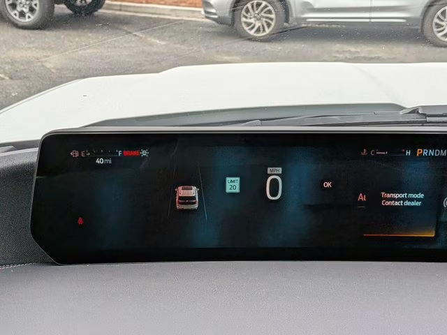 2026 White Metallic Ford Expedition Max Platinum 4X4 SUV