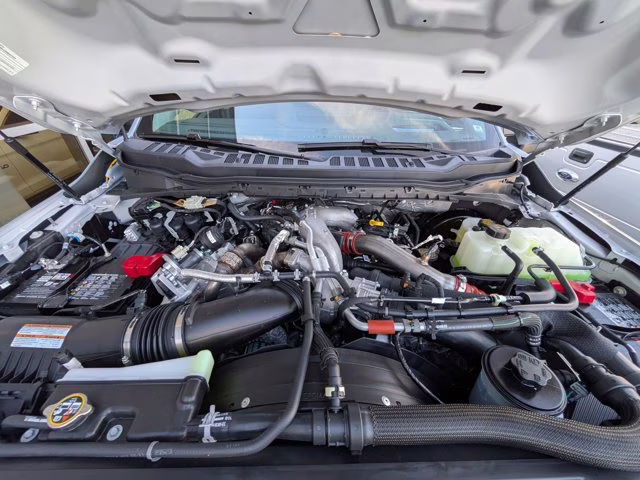 2026 Gray Metallic Ford Super Duty F-350 SRW LARIAT 4X4 Truck