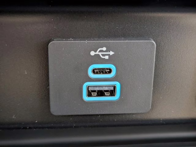 2026 Avalanche Ford Super Duty F-250 SRW XLT RWD Truck