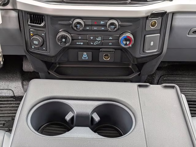 2026 Avalanche Ford Super Duty F-250 SRW XL 4X4 Truck