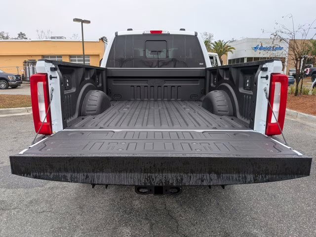 2026 Oxford White Ford Super Duty F-250 SRW XL 4X4 Truck