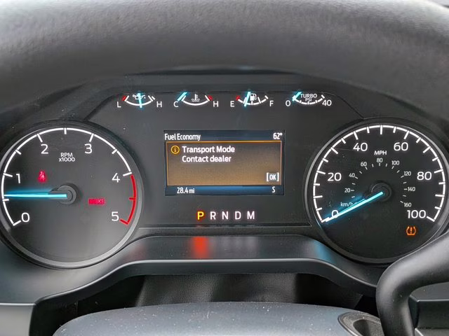 2026 Oxford White Ford Super Duty F-250 SRW XL 4X4 Truck