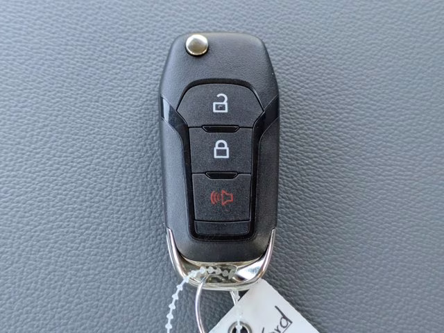 2026 Oxford White Ford Super Duty F-250 SRW XL 4X4 Truck