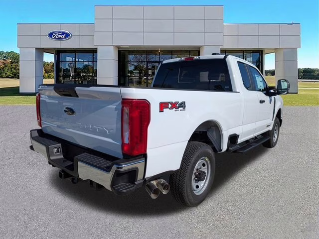 2026 Oxford White Ford Super Duty F-250 SRW XL 4X4 Truck