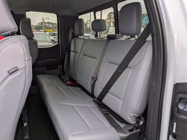 2026 Oxford White Ford Super Duty F-250 SRW XL 4X4 Truck