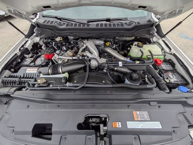 2026 Oxford White Ford Super Duty F-250 SRW XL 4X4 Truck