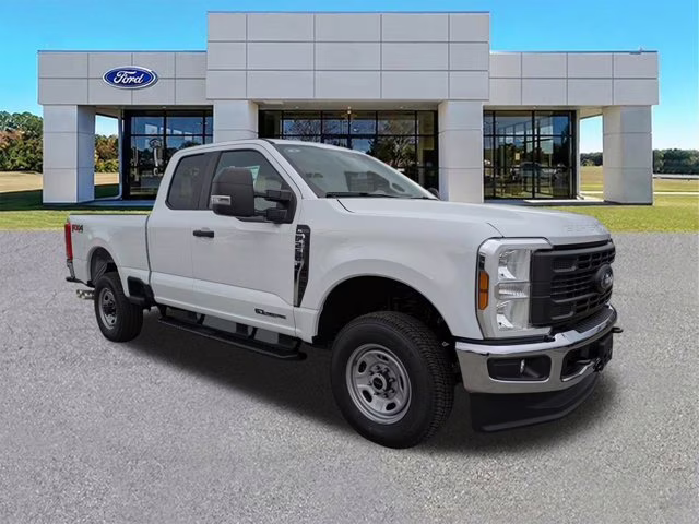 2026 Oxford White Ford Super Duty F-250 SRW XL 4X4 Truck